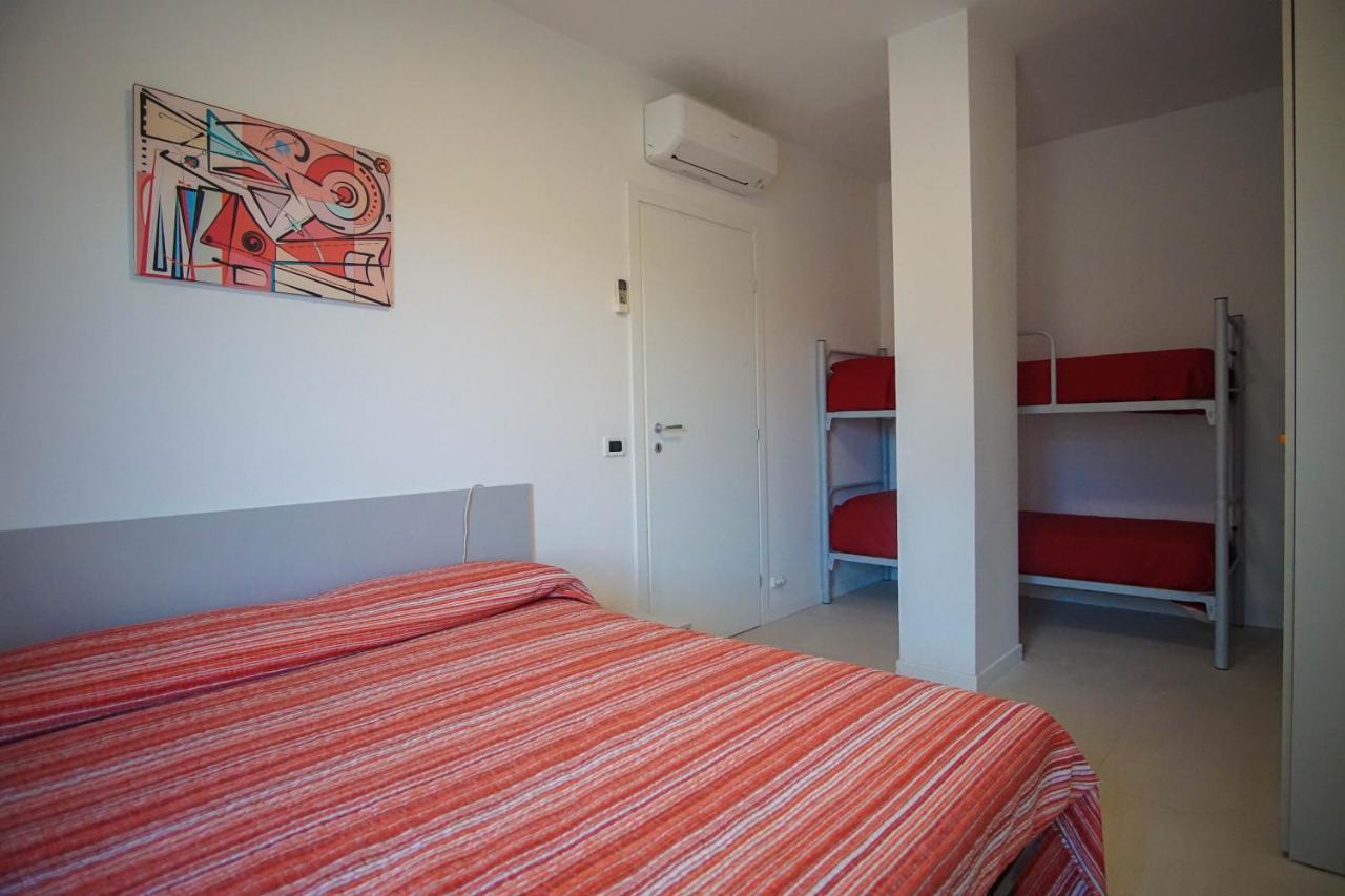Quito Residence Movida E Spiaggia Лидо ди Йезоло Екстериор снимка